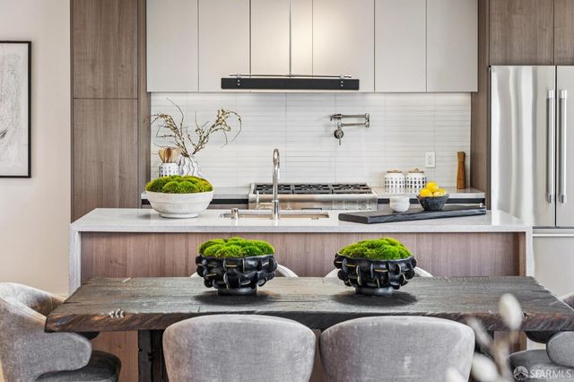 11 Sherwood Court, San Francisco, CA 94127