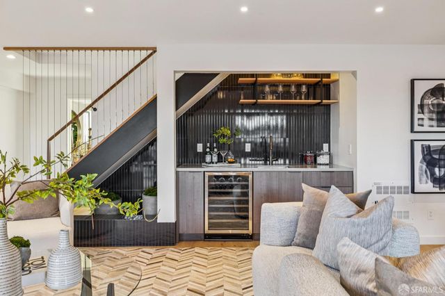 11 Sherwood Court, San Francisco, CA 94127