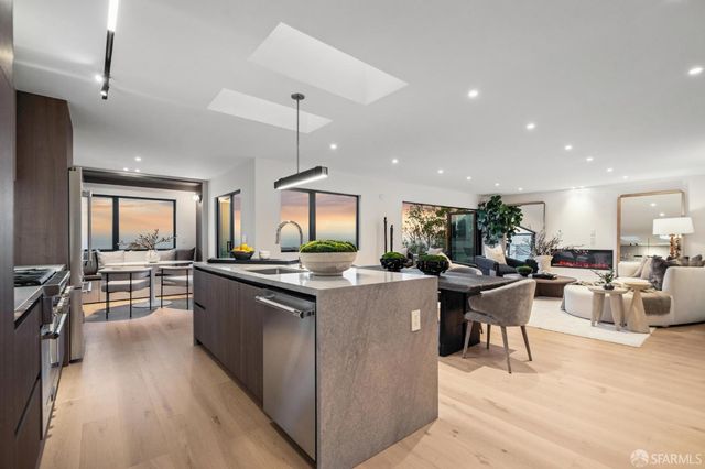 11 Sherwood Court, San Francisco, CA 94127