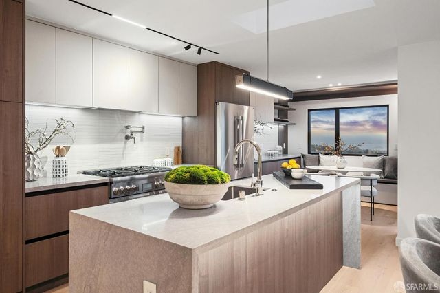 11 Sherwood Court, San Francisco, CA 94127