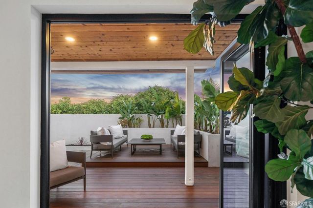 11 Sherwood Court, San Francisco, CA 94127