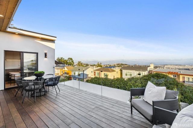 11 Sherwood Court, San Francisco, CA 94127