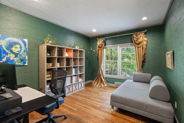 5501 S ANGELA RD, Memphis, TN 38120