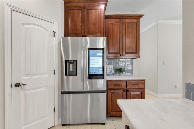 1742 Creekside Circle, College Station, TX 77845