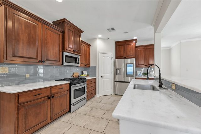 1742 Creekside Circle, College Station, TX 77845