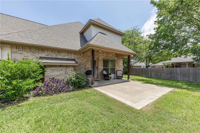 1742 Creekside Circle, College Station, TX 77845
