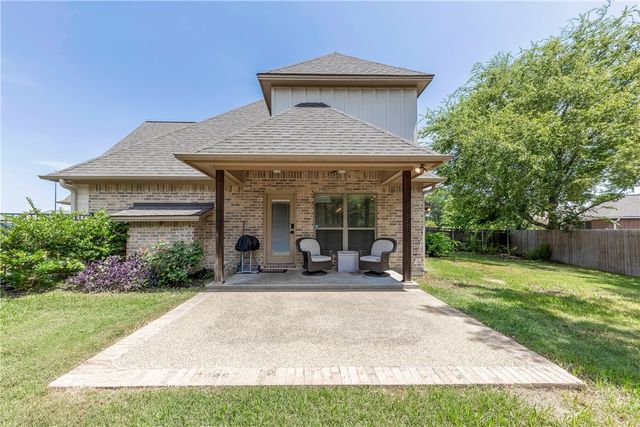 1742 Creekside Circle, College Station, TX 77845