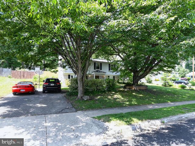 7941 HARWOOD PL, Springfield, VA 22152