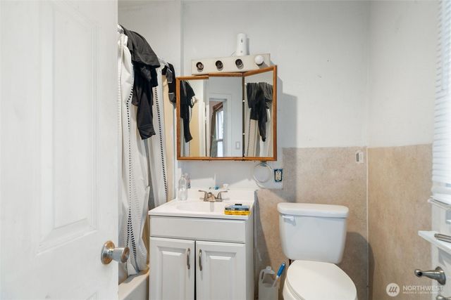 839 10th Street, Bremerton, WA 98337