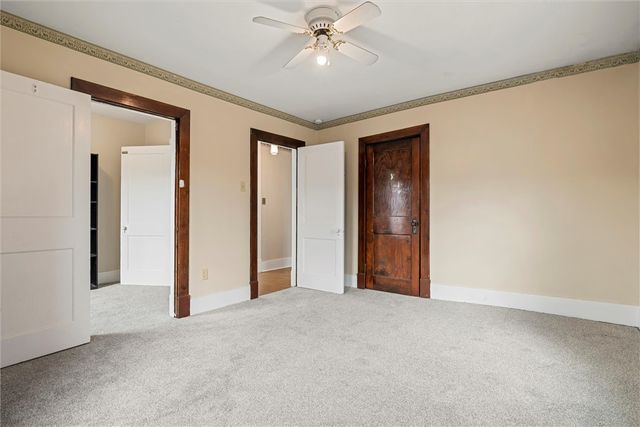 325 Walnut St, Vandergrift, PA 15690