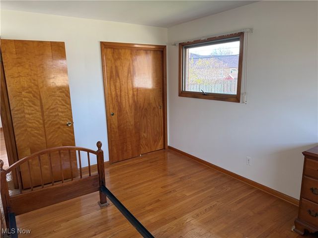 4830 Autumn Lane, Brooklyn, OH 44144