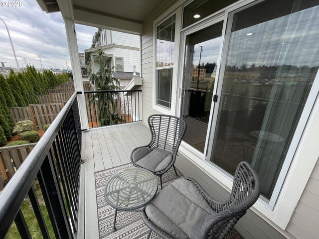 13736 Sw SILENT FOX Ter, Sherwood, OR 97140