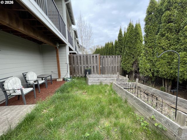 13736 Sw SILENT FOX Ter, Sherwood, OR 97140