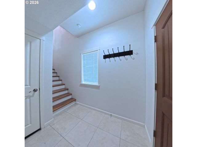 13736 Sw SILENT FOX Ter, Sherwood, OR 97140