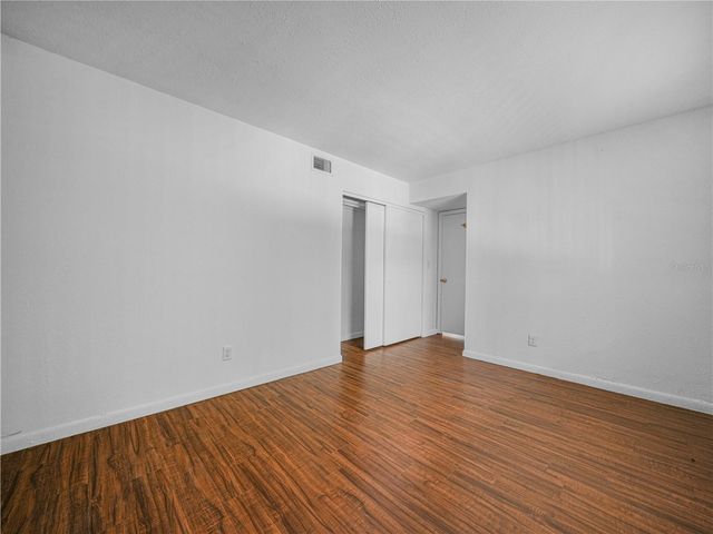 1130 N LAKE PARKER AVENUE A301, Lakeland, FL 33805