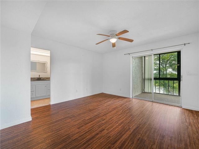 1130 N LAKE PARKER AVENUE A301, Lakeland, FL 33805