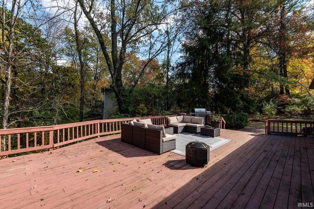 621 S Pleasant Ridge Drive, Bloomington, IN 47401