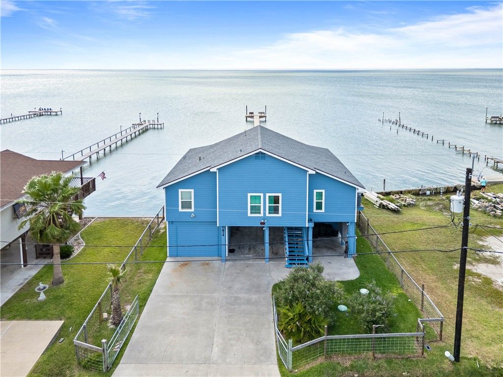 614 Copano Ridge Road, Rockport, TX 78382 — exterior