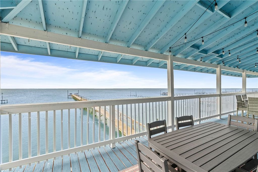 614 Copano Ridge Road, Rockport, TX 78382 — photo 3