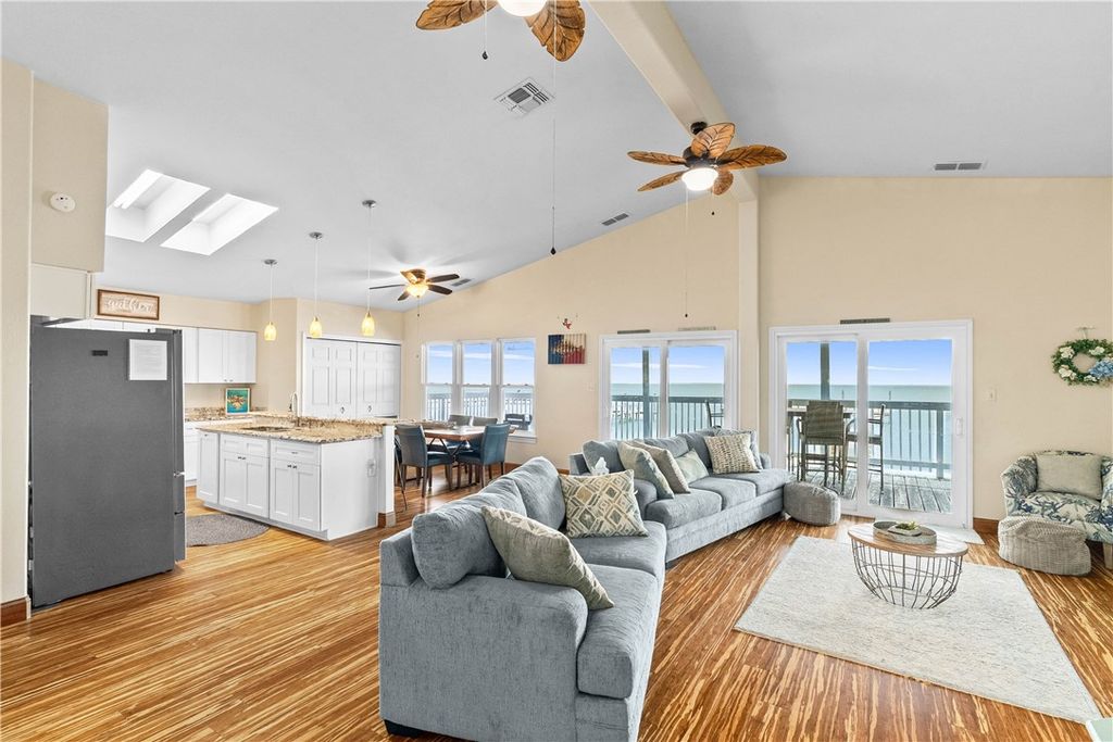 614 Copano Ridge Road, Rockport, TX 78382 — photo 5