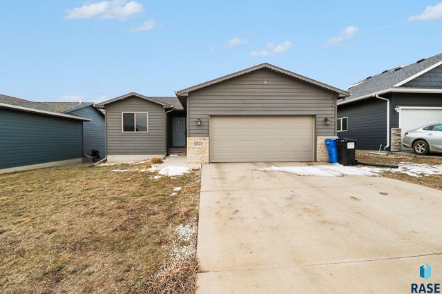 6321 N Seubert Ave Avenue, Sioux Falls, SD 57104