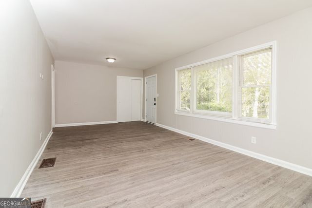 1439 Joy Lane, Decatur, GA 30032