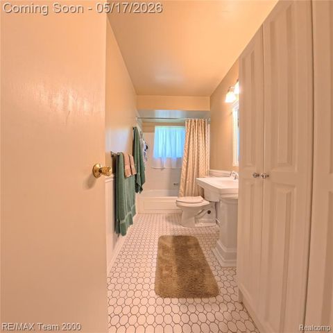 2104 Whittier Road, Ypsilanti, MI 48197