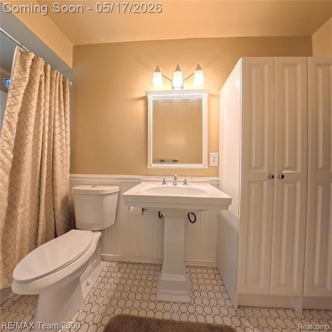 2104 Whittier Road, Ypsilanti, MI 48197
