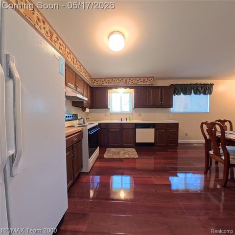 2104 Whittier Road, Ypsilanti, MI 48197