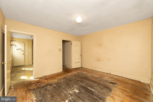 1023 N 32ND ST, Camden, NJ 08105