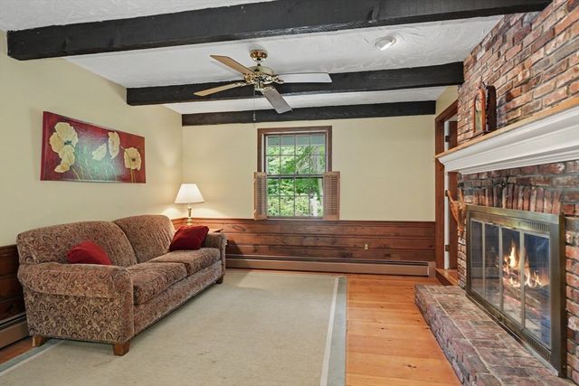 42 Cherlyn Dr, Northborough, MA 01532