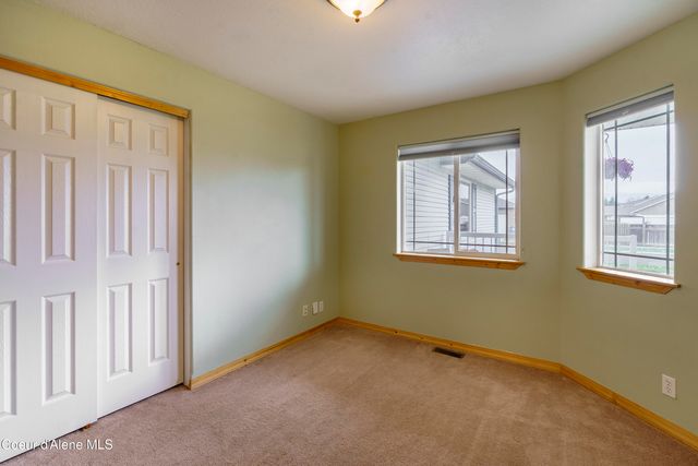 3991 N SLAZENGER LN, Post Falls, ID 83854