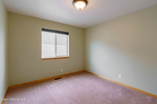 3991 N SLAZENGER LN, Post Falls, ID 83854