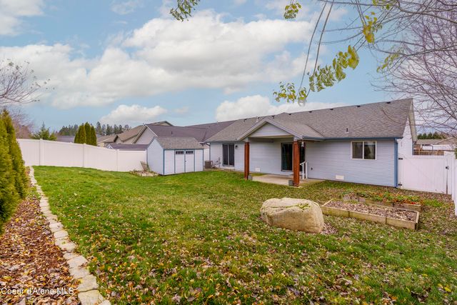 3991 N SLAZENGER LN, Post Falls, ID 83854
