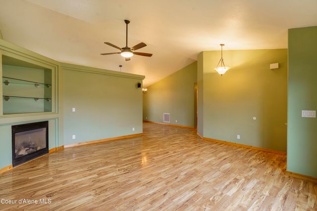 3991 N SLAZENGER LN, Post Falls, ID 83854