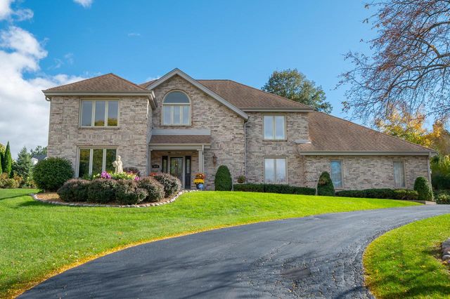 19775 Trilby COURT, Brookfield, WI 53045