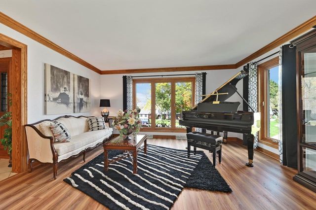 19775 Trilby COURT, Brookfield, WI 53045