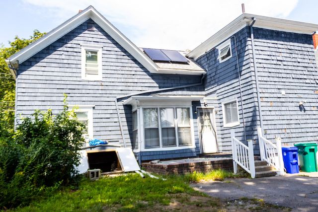 35 Peck St, Attleboro, MA 02703