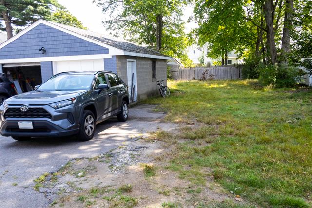 35 Peck St, Attleboro, MA 02703
