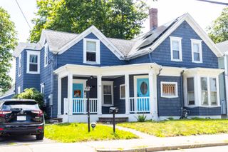 35 Peck St, Attleboro, MA 02703