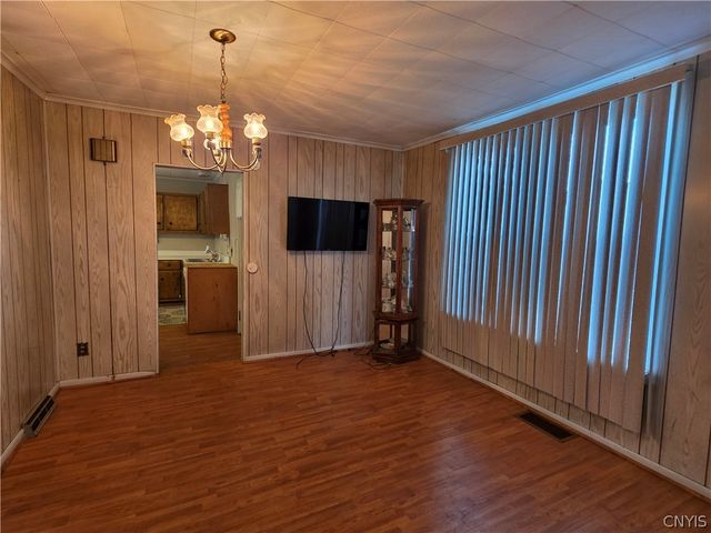 1124 Hammond Avenue, Utica, NY 13501