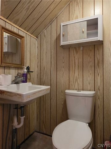 1124 Hammond Avenue, Utica, NY 13501