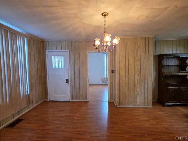 1124 Hammond Avenue, Utica, NY 13501