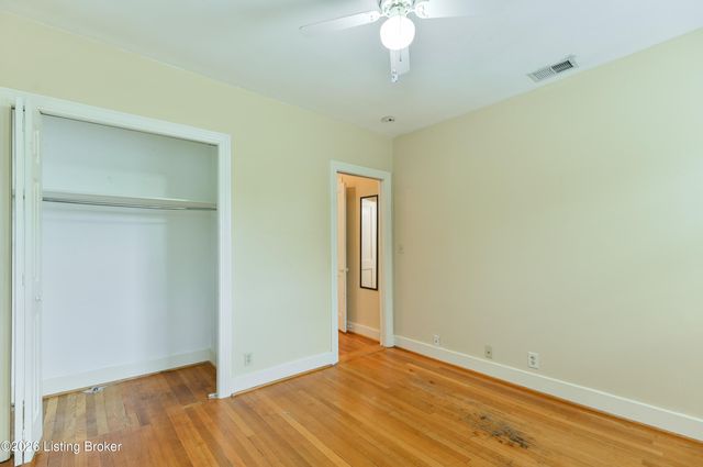 2082 Douglass Blvd APT 18, Louisville, KY 40205