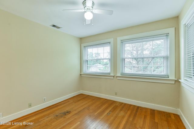 2082 Douglass Blvd APT 18, Louisville, KY 40205