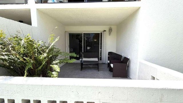 9711 Fontainebleau Boulevard D105, Miami, FL 33172