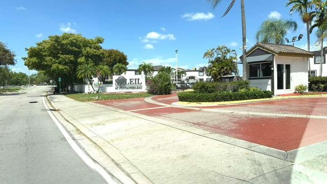 9711 Fontainebleau Boulevard D105, Miami, FL 33172