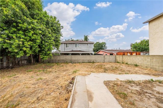 1917 Fruitvale, South El Monte, CA 91733