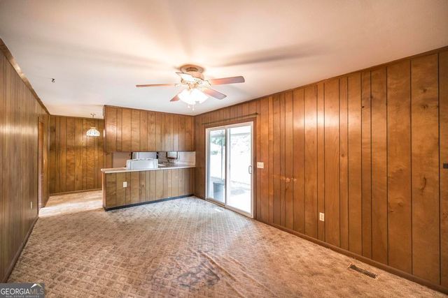 105 Auburn Dr, Warner Robins, GA 31088