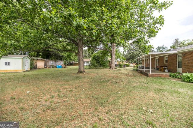 105 Auburn Dr, Warner Robins, GA 31088